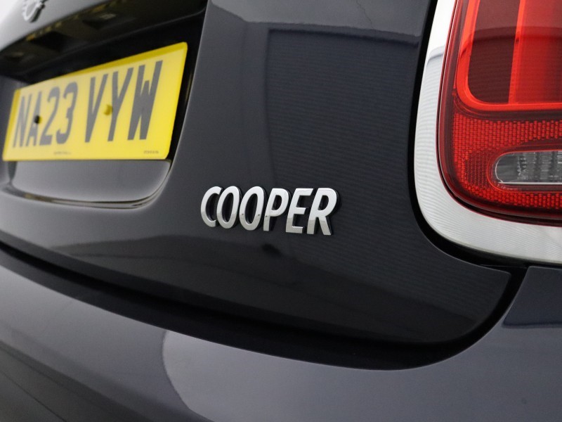 2023 (23) MINI HATCHBACK 1.5 Cooper Exclusive 3dr 5766577
