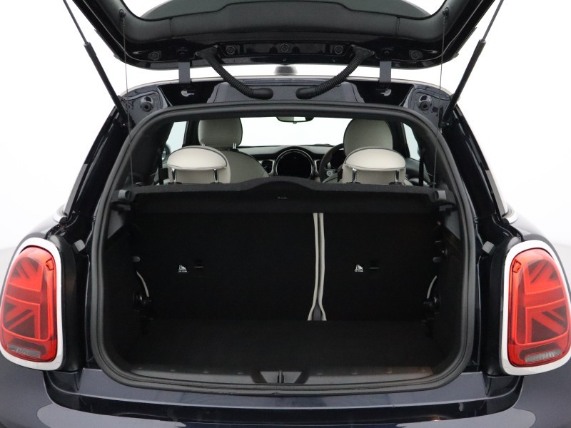 2023 (23) MINI HATCHBACK 1.5 Cooper Exclusive 3dr 5766580