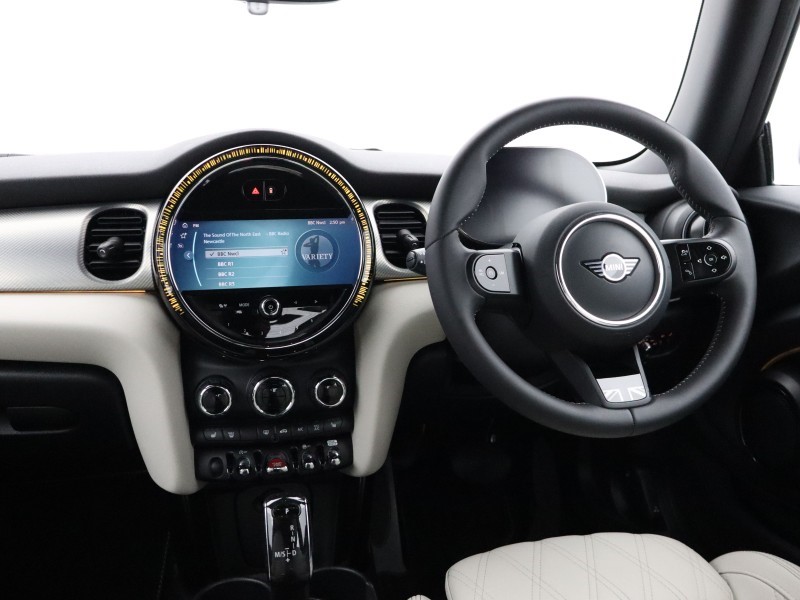 2023 (23) MINI HATCHBACK 1.5 Cooper Exclusive 3dr 5766619
