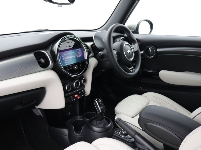 2023 (23) MINI HATCHBACK 1.5 Cooper Exclusive 3dr 5766624