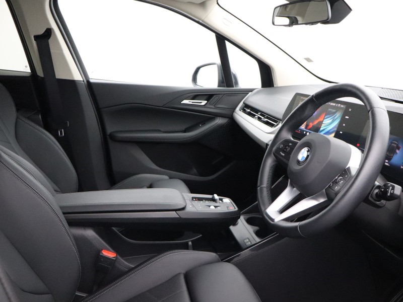 2025 (75) BMW 2 SERIES 220i MHT Sport 5dr DCT 5767320