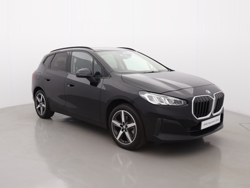 2025 (75) BMW 2 SERIES 220i MHT Sport 5dr DCT