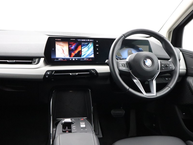 2025 (75) BMW 2 SERIES 220i MHT Sport 5dr DCT 5767349
