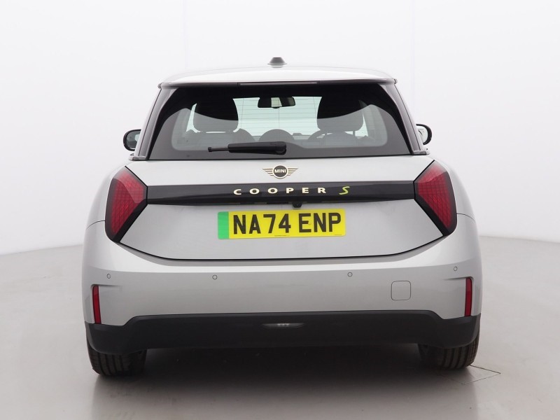 2024 (74) MINI COOPER 160kW SE Classic 54kWh 3dr Auto 5773459
