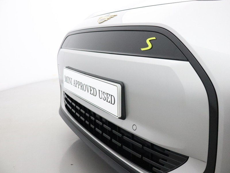 2024 (74) MINI COOPER 160kW SE Classic 54kWh 3dr Auto 5773507