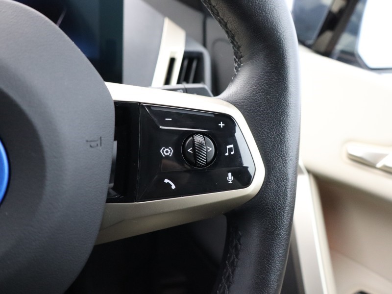 2022 (22) BMW iX 240kW xDrive40 M Sport 76.6kWh 5dr Auto 5815225