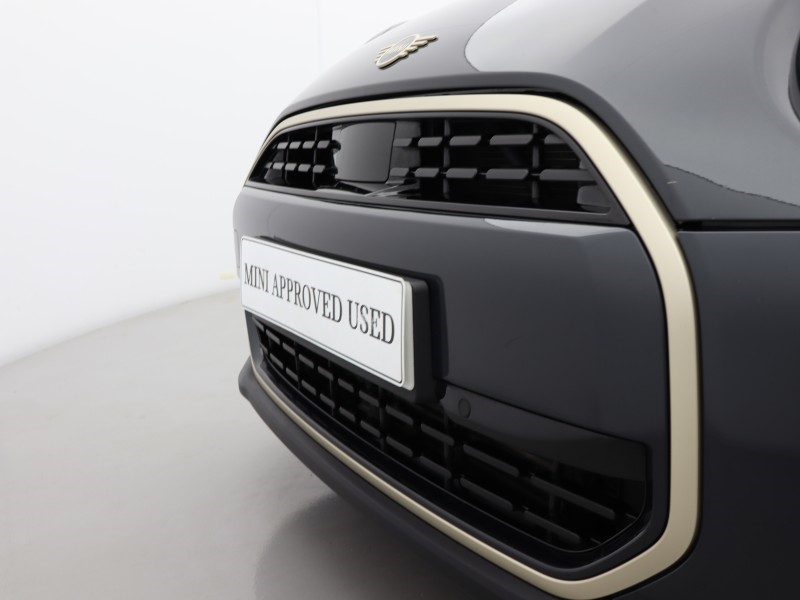 2025 (75) MINI COOPER 1.5 C Exclusive 5dr Auto 5799506