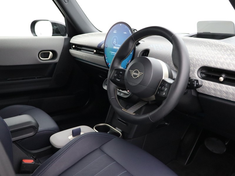 2025 (75) MINI COOPER 1.5 C Exclusive 5dr Auto 5799511