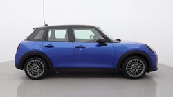 2025 (75) MINI COOPER 1.5 C Exclusive 5dr Auto 5826225