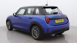 2025 (75) MINI COOPER 1.5 C Exclusive 5dr Auto 5826222