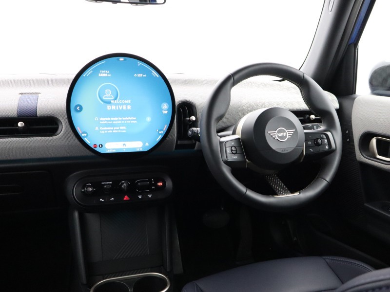 2025 (75) MINI COOPER 1.5 C Exclusive 5dr Auto 5826273