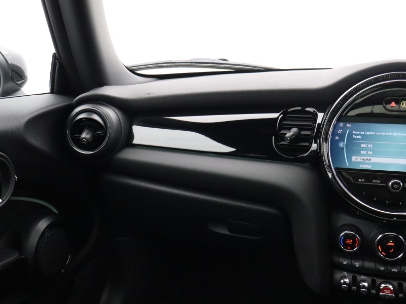 2023 (73) MINI HATCHBACK 1.5 Cooper Sport 3dr Auto 5781092