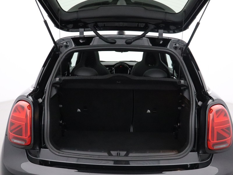 2023 (73) MINI HATCHBACK 1.5 Cooper Sport 3dr Auto 5781048