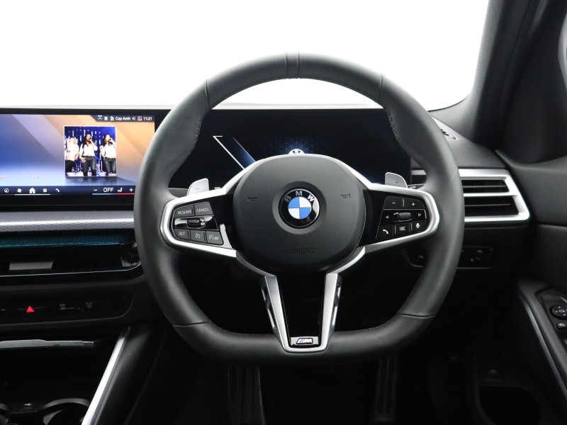 2025 (25) BMW 3 SERIES 320i M Sport 5dr Step Auto 5852701
