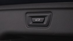 2025 (25) BMW 3 SERIES 320i M Sport 5dr Step Auto 5852660