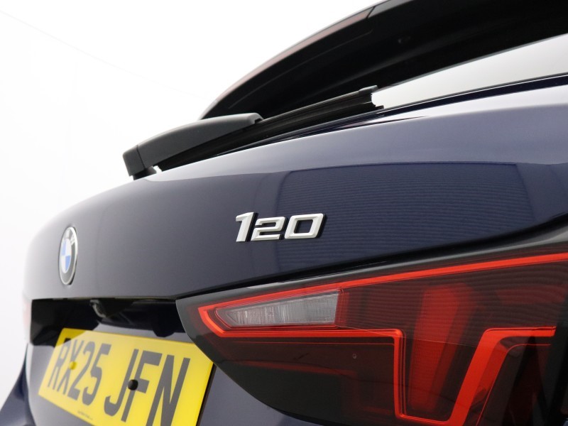 2025 (25) BMW 1 SERIES 120 Sport 5dr Step Auto 5814424
