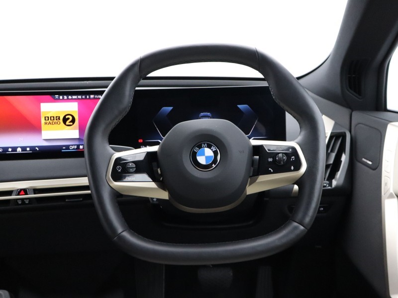 2025 (75) BMW iX 300kW xDrive45 Sport 101kWh 5dr Auto 5758889