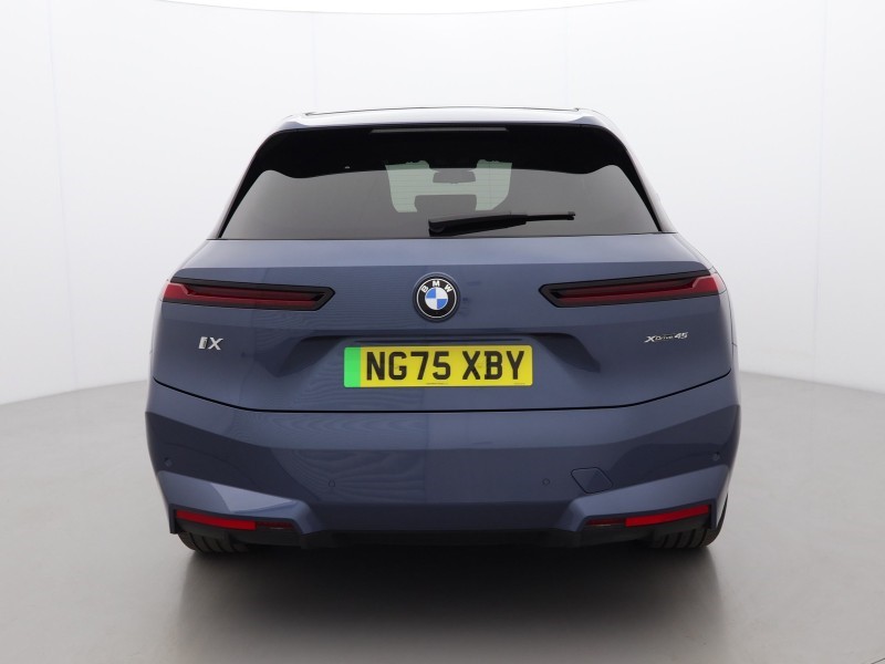 2025 (75) BMW iX 300kW xDrive45 Sport 101kWh 5dr Auto 5758858