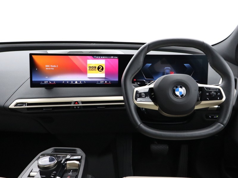2025 (75) BMW iX 300kW xDrive45 Sport 101kWh 5dr Auto 5758888