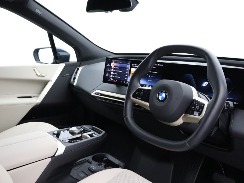 2025 (75) BMW iX 300kW xDrive45 Sport 101kWh 5dr Auto 5758878