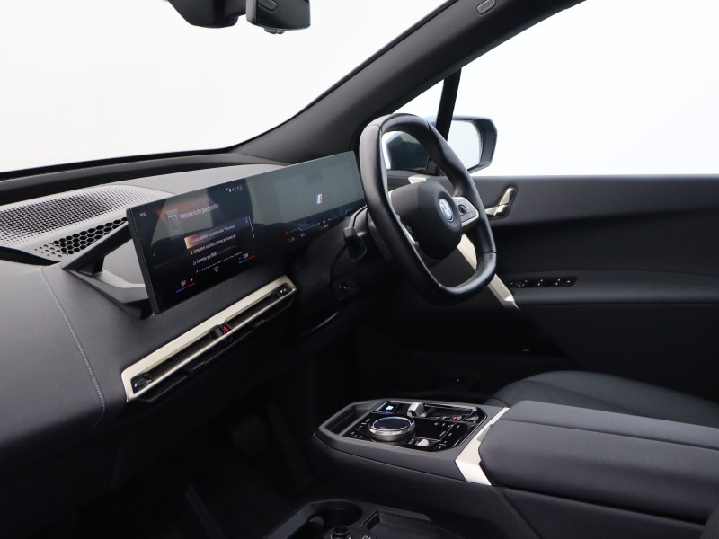 2022 (72) BMW iX 240kW xDrive40 M Sport Edition 76.6kWh 5dr Auto 5758946