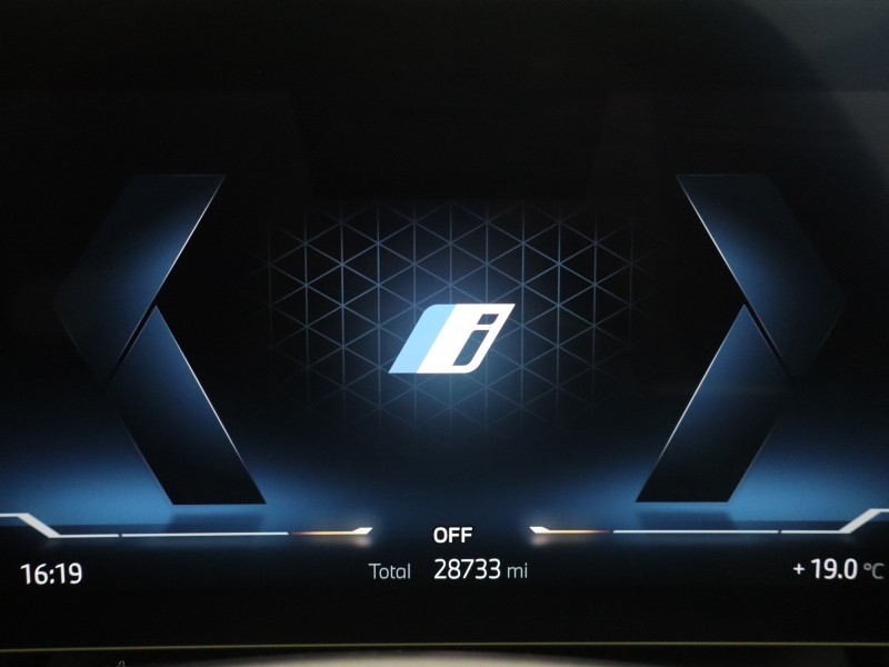 2022 (72) BMW iX 240kW xDrive40 M Sport Edition 76.6kWh 5dr Auto 5758955