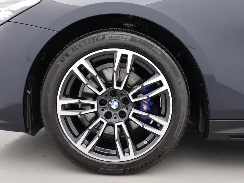 2023 (73) BMW 5 SERIES 520i M Sport 4dr Auto 5816557