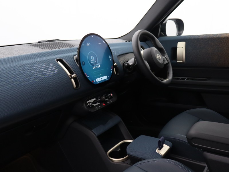 2025 (75) MINI COUNTRYMAN 1.5 C Exclusive 5dr Auto 5790523