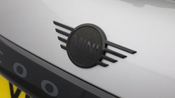 2025 (75) MINI COOPER 2.0 S Sport 5dr Auto 5831315