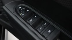 2025 (75) MINI COOPER 2.0 S Sport 5dr Auto 5831328