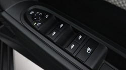2025 (75) MINI COOPER 2.0 S Exclusive 5dr Auto 5812094