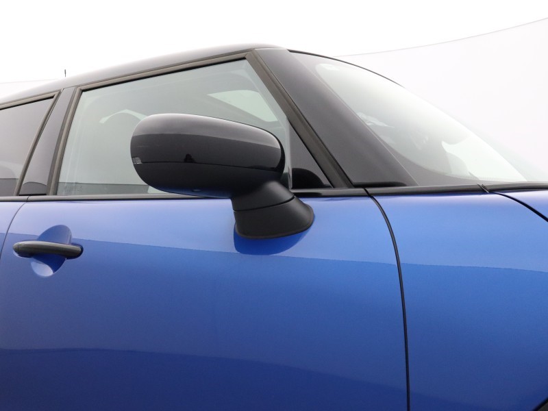 2025 (75) MINI COOPER 2.0 S Exclusive 5dr Auto 5812089