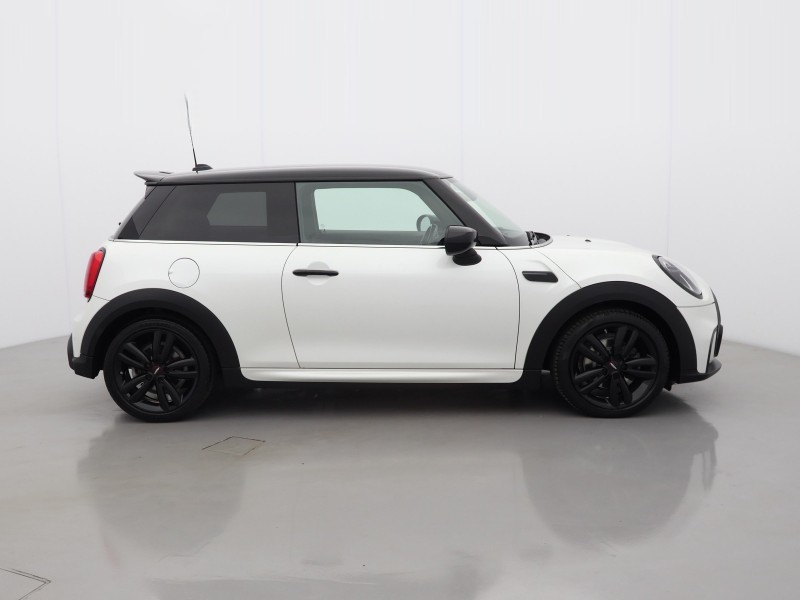 2023 (23) MINI HATCHBACK 1.5 Cooper Sport 3dr Auto 5801180