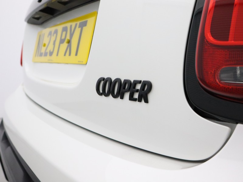 2023 (23) MINI HATCHBACK 1.5 Cooper Sport 3dr Auto 5801182
