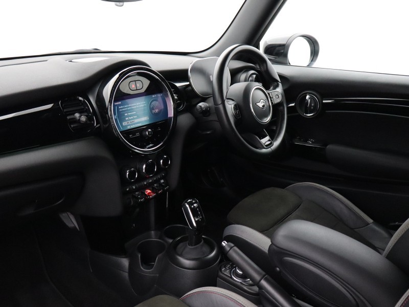 2023 (23) MINI HATCHBACK 1.5 Cooper Sport 3dr Auto 5801231