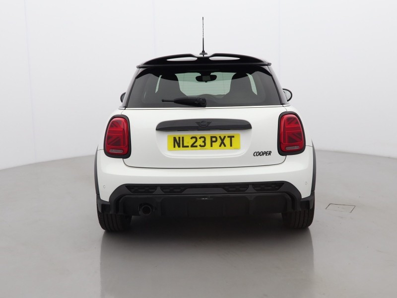 2023 (23) MINI HATCHBACK 1.5 Cooper Sport 3dr Auto 5801178