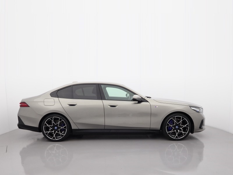 2025 (75) BMW I5 250kW eDrive40 M Sport 84kWh 4dr Auto 5799381