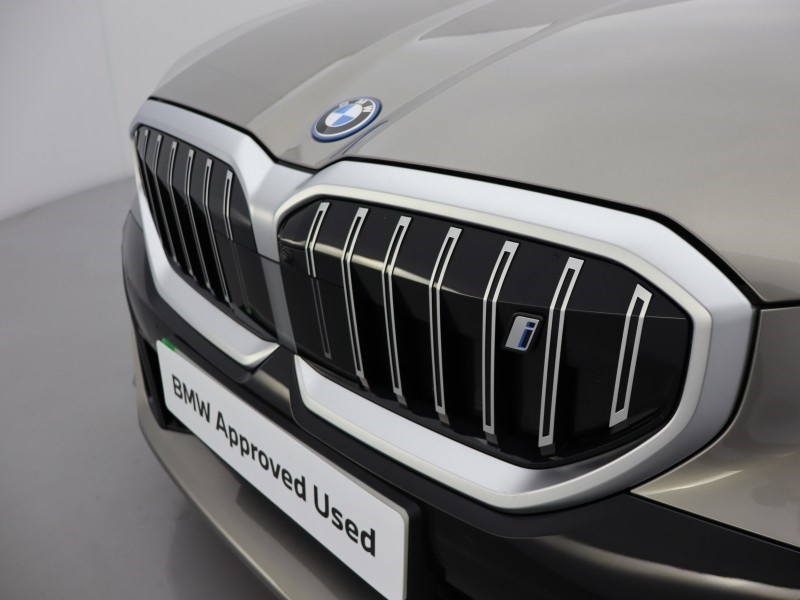 2025 (75) BMW I5 250kW eDrive40 M Sport 84kWh 4dr Auto 5799399