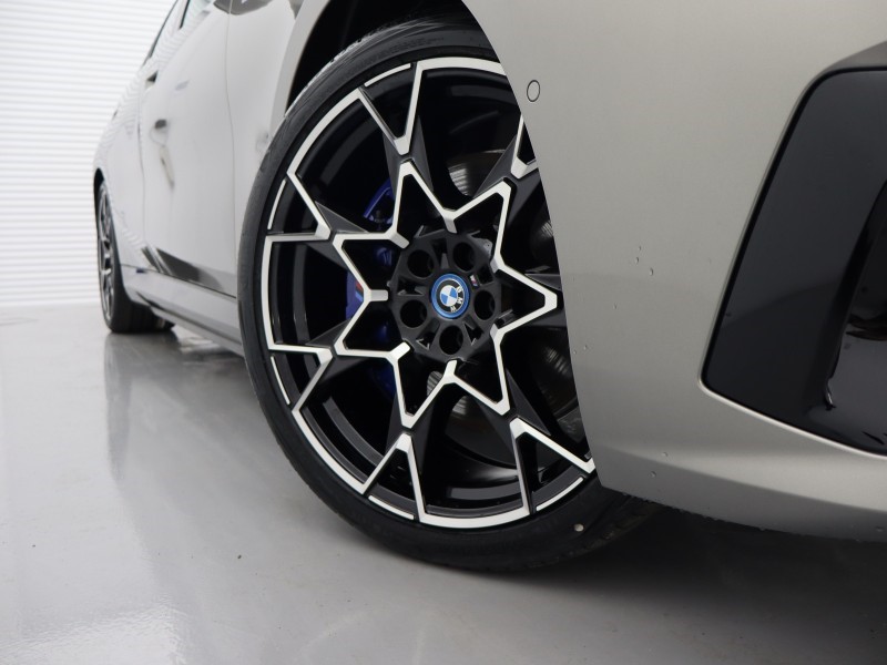 2025 (75) BMW I5 250kW eDrive40 M Sport 84kWh 4dr Auto 5799404