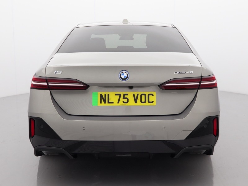 2025 (75) BMW I5 250kW eDrive40 M Sport 84kWh 4dr Auto 5799379