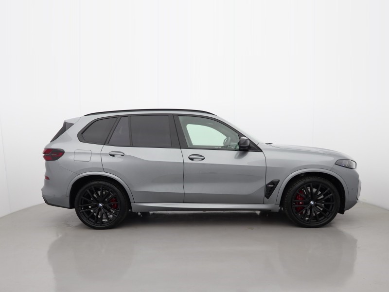2024 (24) BMW X5 xDrive M60i MHT 5dr Auto 5829342