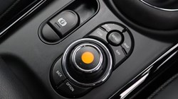 2020 (20) MINI CLUBMAN 1.5 Cooper Exclusive 6dr Auto 5931673
