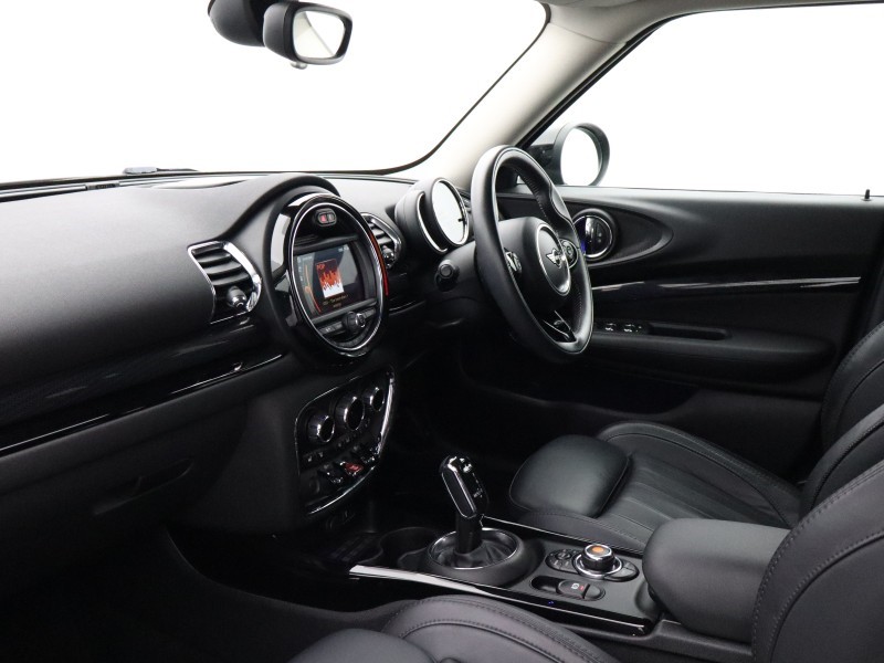 2020 (20) MINI CLUBMAN 1.5 Cooper Exclusive 6dr Auto 5931659