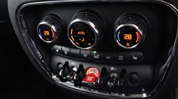 2020 (20) MINI CLUBMAN 1.5 Cooper Exclusive 6dr Auto 5931677