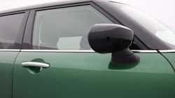 2020 (20) MINI CLUBMAN 1.5 Cooper Exclusive 6dr Auto 5931664