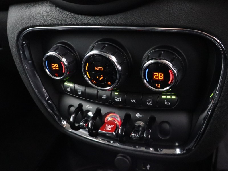 2020 (20) MINI CLUBMAN 1.5 Cooper Exclusive 6dr Auto 5931676