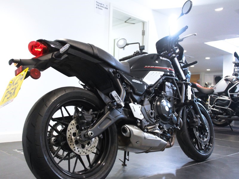 2024 (24) Kawasaki Z650 RS 4258805