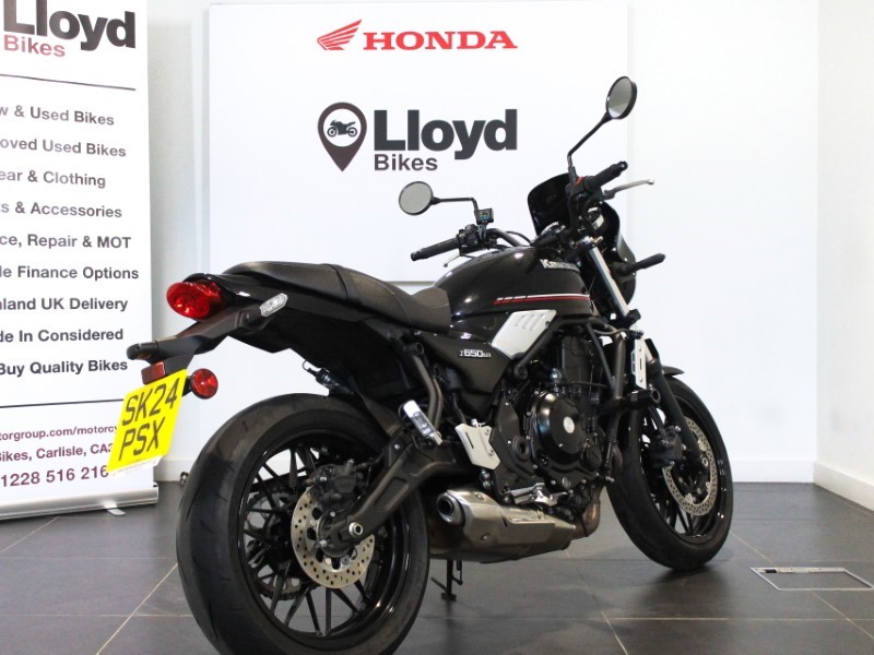 2024 (24) Kawasaki Z650 RS 4258795