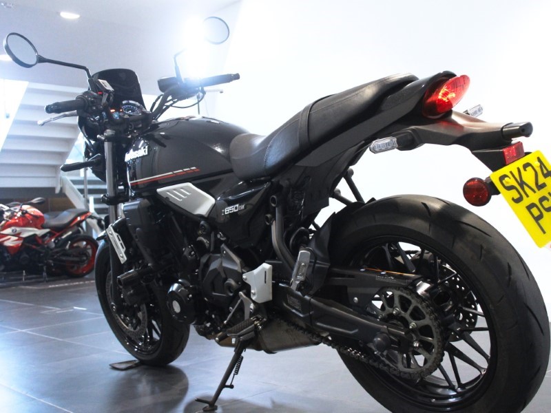 2024 (24) Kawasaki Z650 RS 4258806