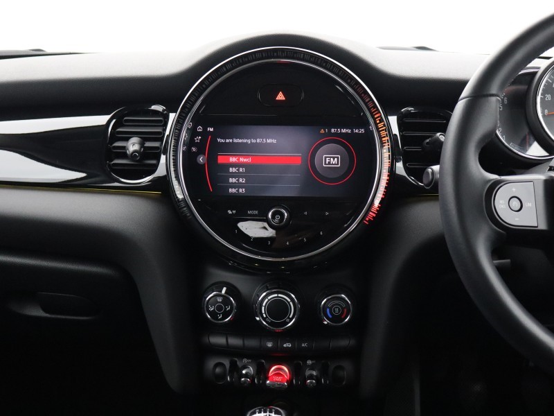2021 (71) MINI HATCHBACK 1.5 Cooper Classic 3dr 5855166